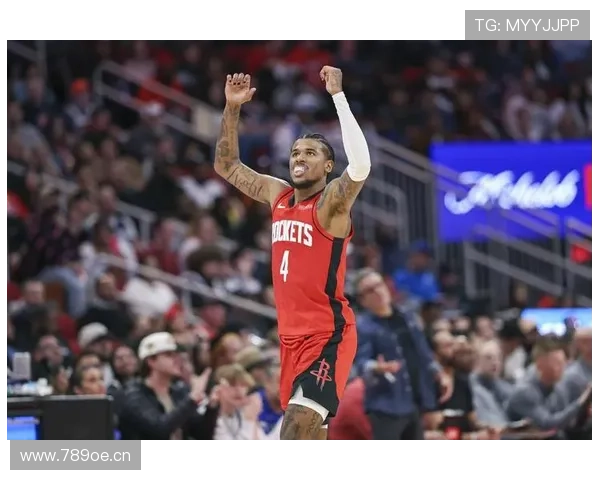 杰伦威复出带队力克湖人